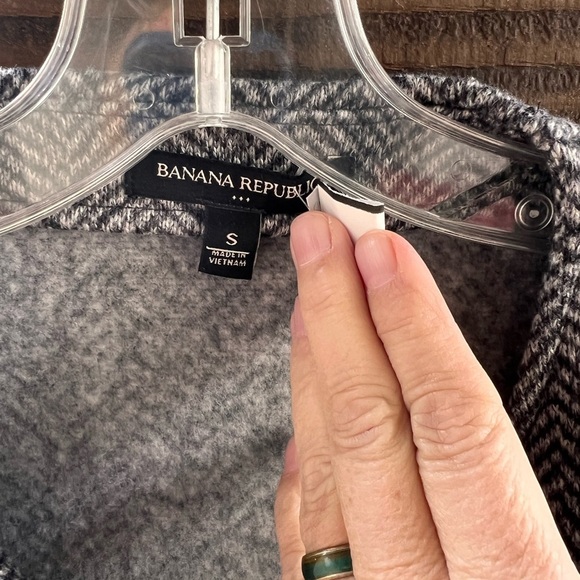 Banana Republic Gray Herringbone Long Coat Small - Picture 5 of 6